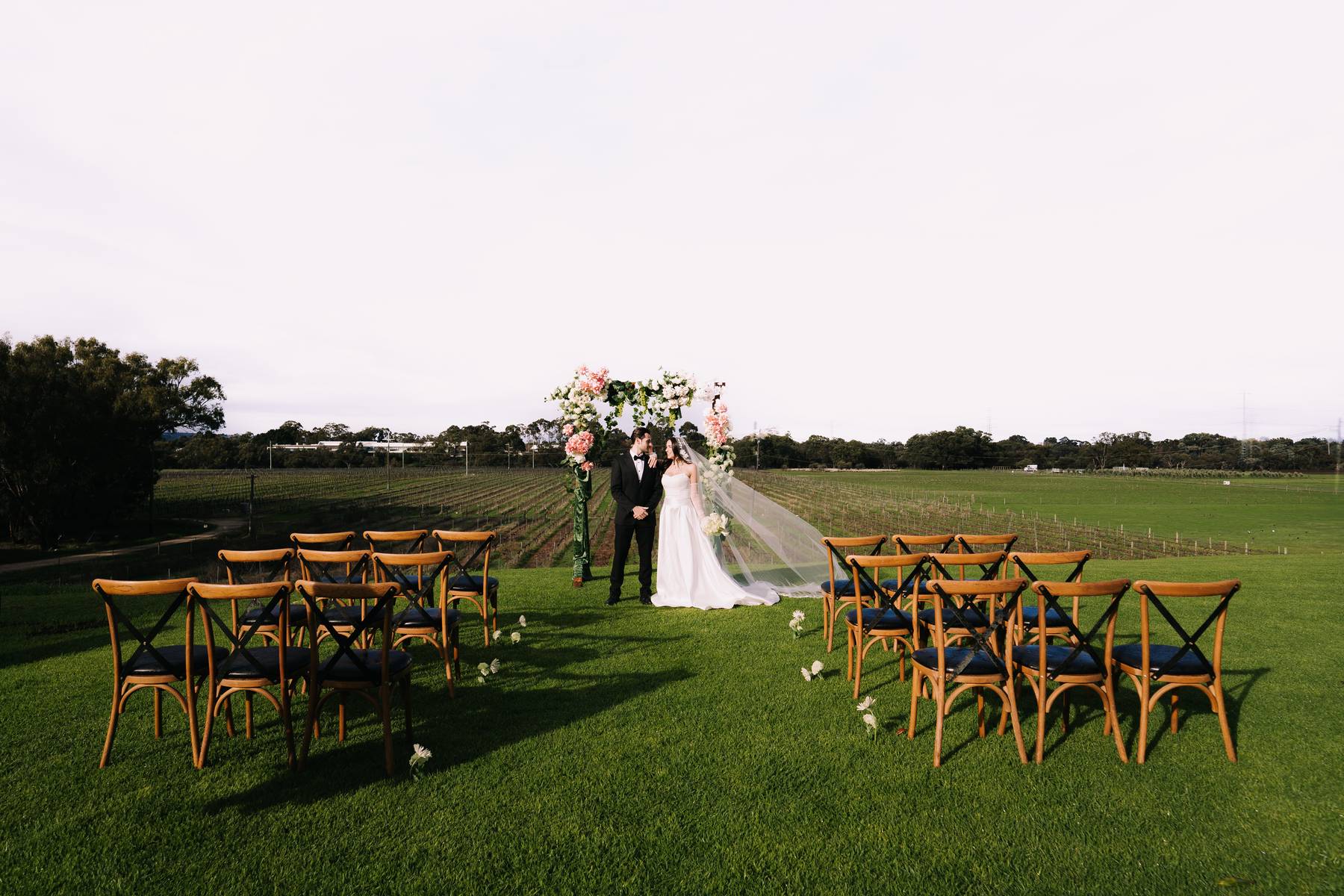 3 helpful bridal styling tips for your wedding day